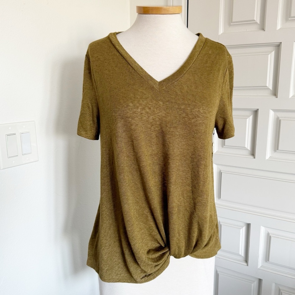 NWT Caslon Top Twist Hem V-neck T-shirt Dark Olive Neutral Medium